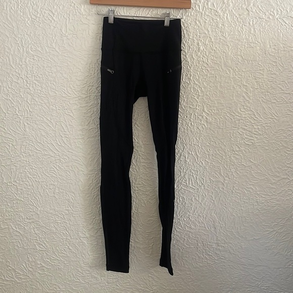 Lululemon Toasty Tech Tight II Size 2 Black Thermal Fleece-Lined Leggings - Picture 3 of 8